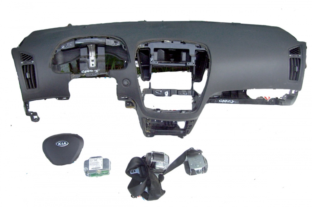 Подушка безопасности в рулевое колесо Kia Ceed (2007-2012)